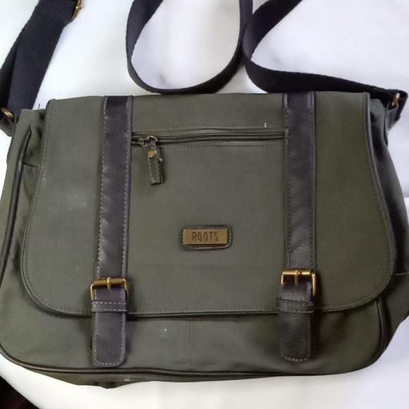 Roots Handbags - Roots Crossbody,   Authentic